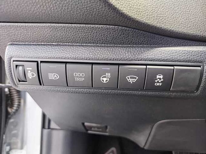 Toyota Corolla Touring Sports Hybrid Style SHZ/LHZ/KAMERA/PDC