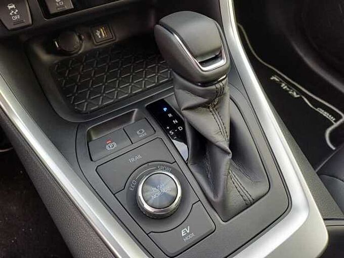 Toyota RAV4 2.5 Hybrid 4x4 Executive, Navi, Leder uvm