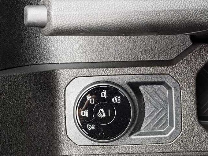 Dacia Duster TCe 130 4x4 Expression/AHK/Winterpaket/SITZHEIZUNG/KAMERA