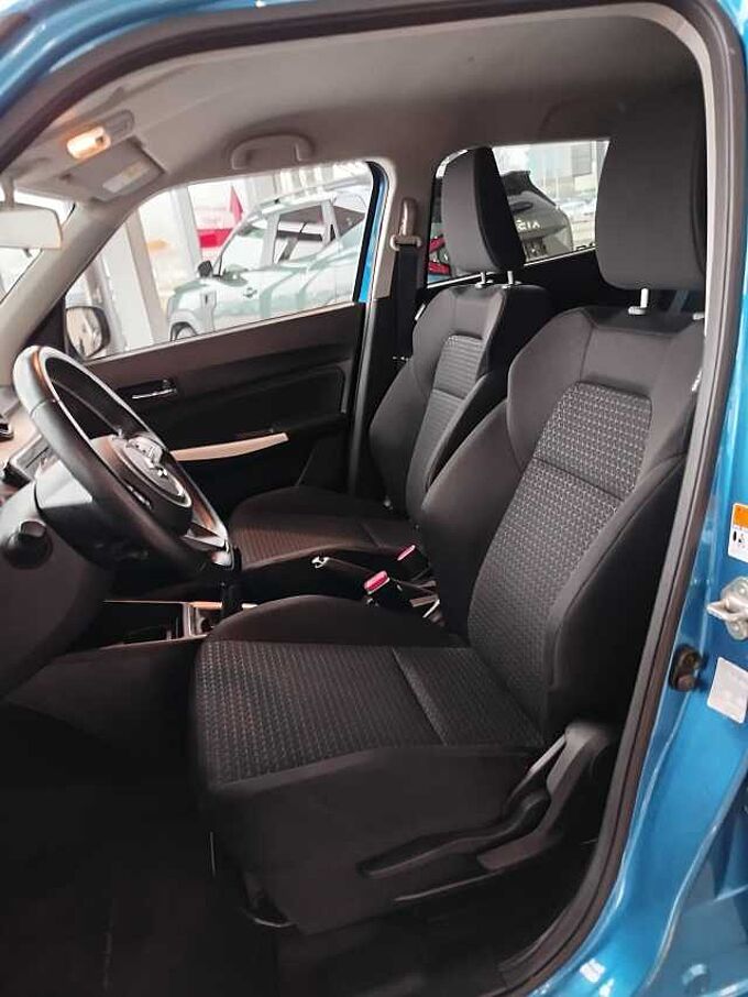 Suzuki Swift 1.2 Dualjet Hybrid Allgrip Comfort DAB/KAMERA