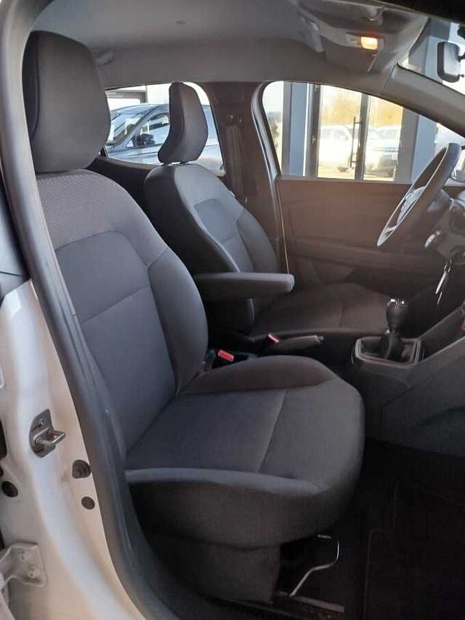 Dacia Sandero SCe 65 Essential KLIMA/DAB/FREISPRECH/LED