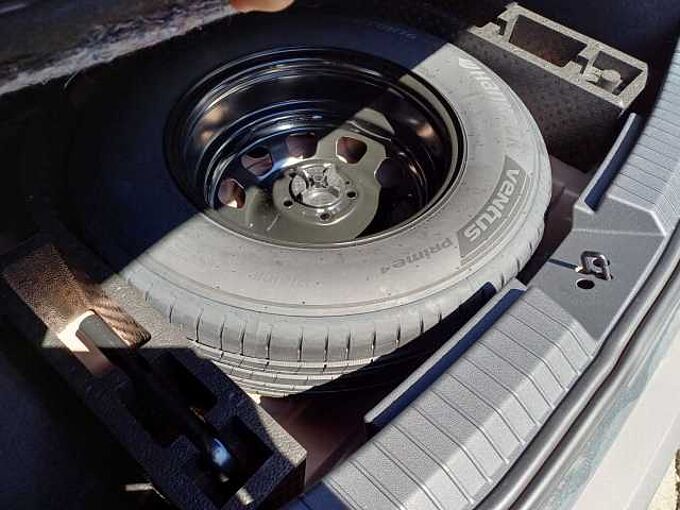 Dacia Duster EXTREME TCe 130 4x4 SITZHEIZUNG/NAVI,/City/Technikpaket