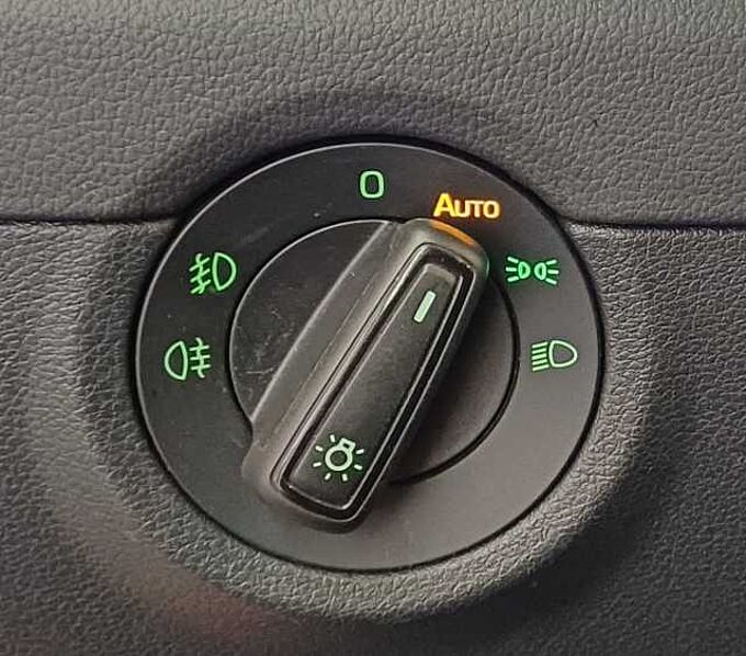 SKODA Octavia Drive TSI 7-Gang Automatik, Navi, Sitzheiz.