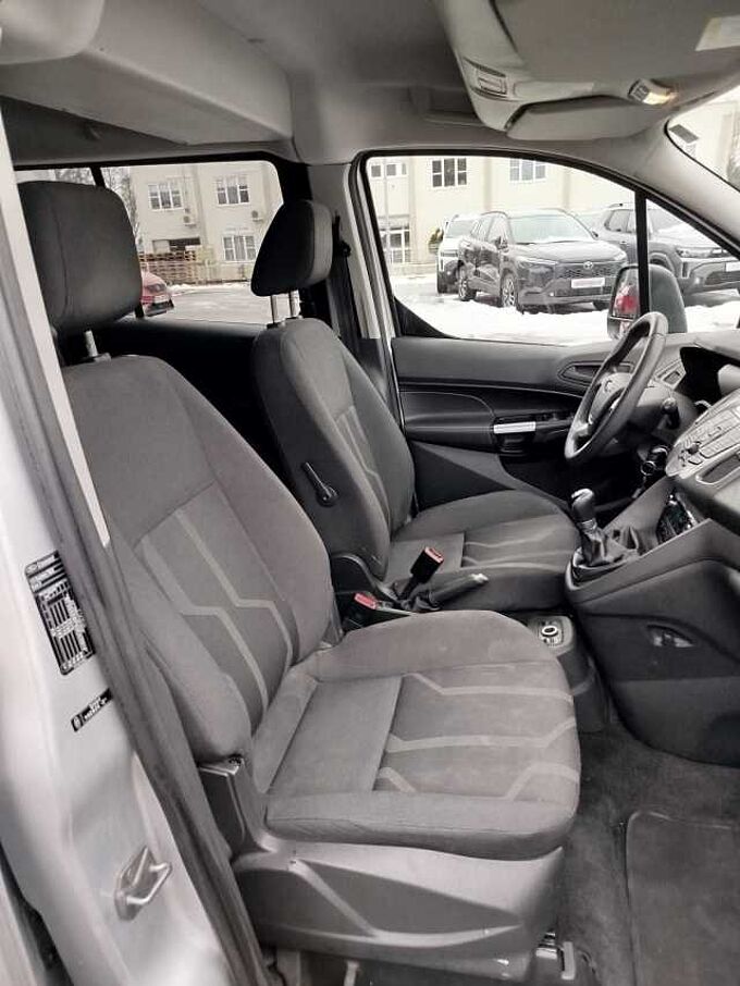 Ford Grand Tourneo Connect 1.6 TDCi 7-Sitzer SHZ/KLIMAAUT.