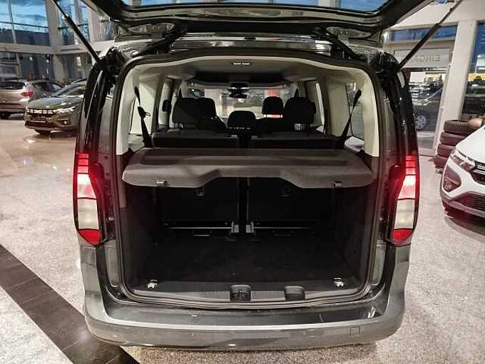 Volkswagen Caddy Maxi Family 1.5 TSI DSG AHK/7SITZE/KAMERA