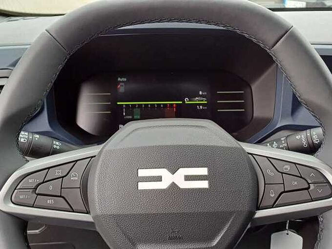 Dacia Duster TCe 130 4x4 Expression/AHK/Winterpaket/SITZHEIZUNG/KAMERA