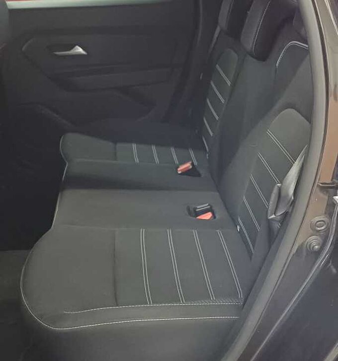 Dacia Duster Prestige Blue dCi 115 4x4 Navi, AHK abnehmbar