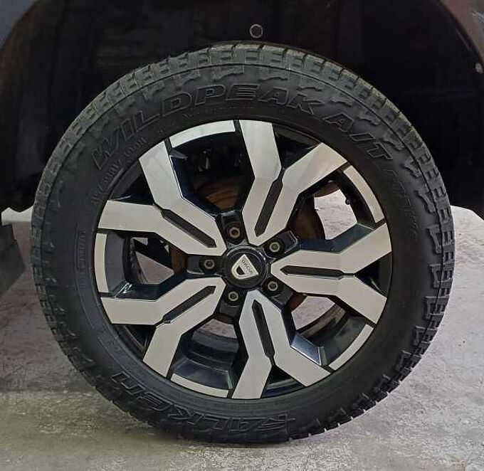 Dacia Duster Prestige Blue dCi 115 4x4 Navi, AHK abnehmbar