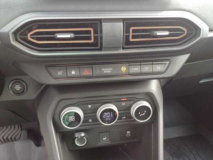 Dacia Jogger 1.6 HYBRID140 Extreme 7-Sitzer/SITZHEIZUNG/KAMERA