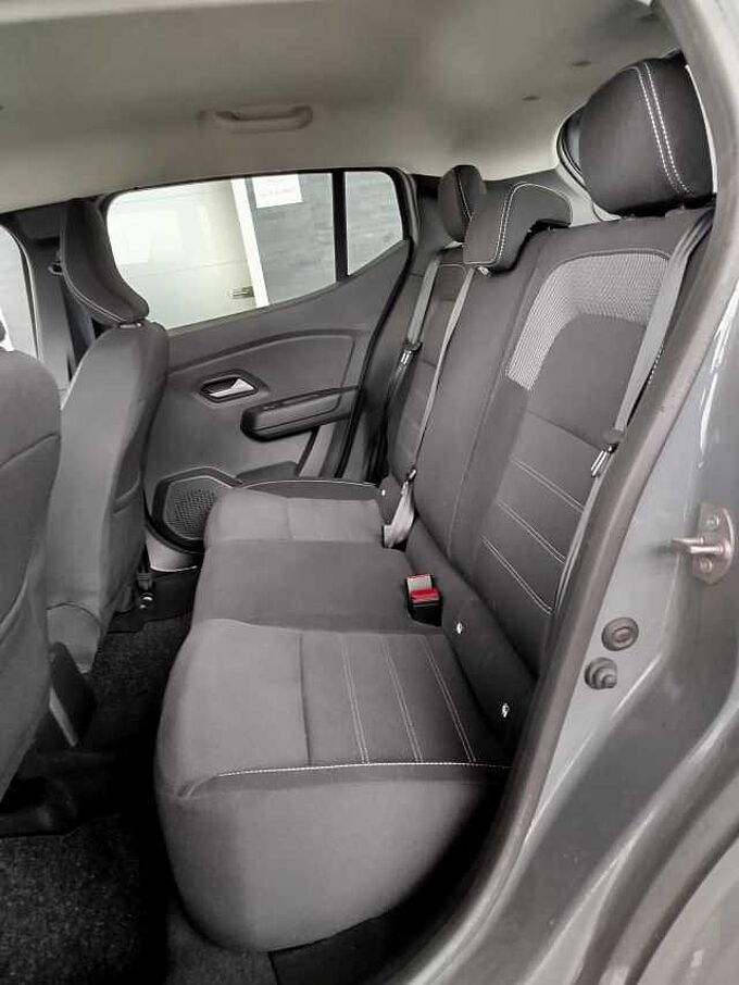 Dacia Sandero TCe 90 Expression AHK/PDC/KLIMA/CARPLAY