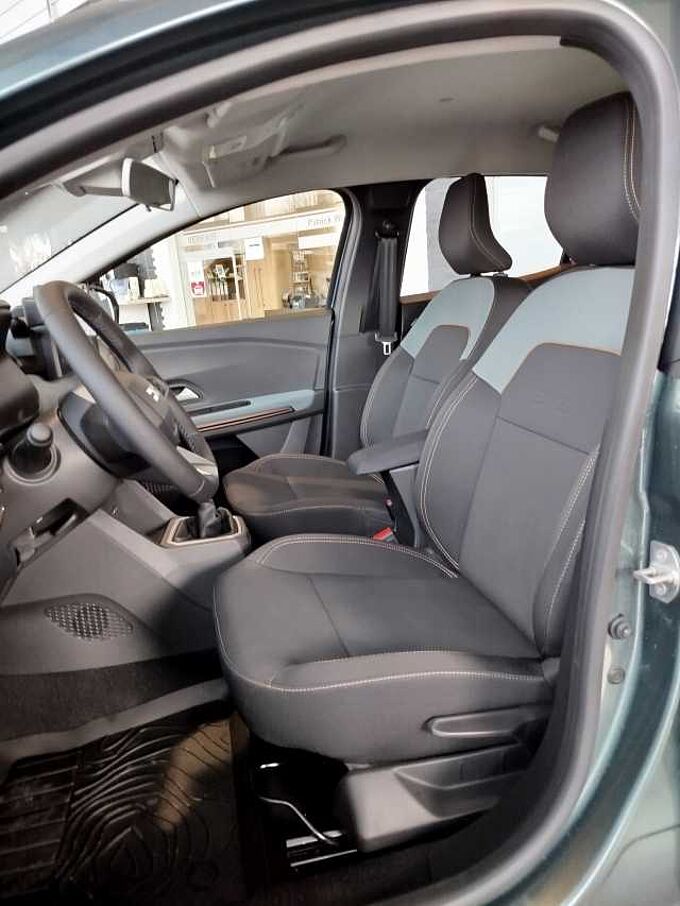 Dacia Sandero Stepway Extreme TCe110 WINTER/TECHNIK/DRIVING