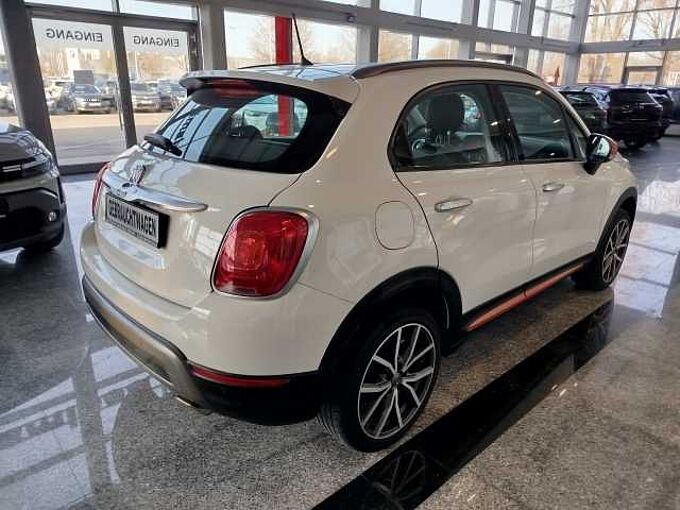 Fiat 500X 1.6 E-torQ 4x2 Cross *8-fach bereift*