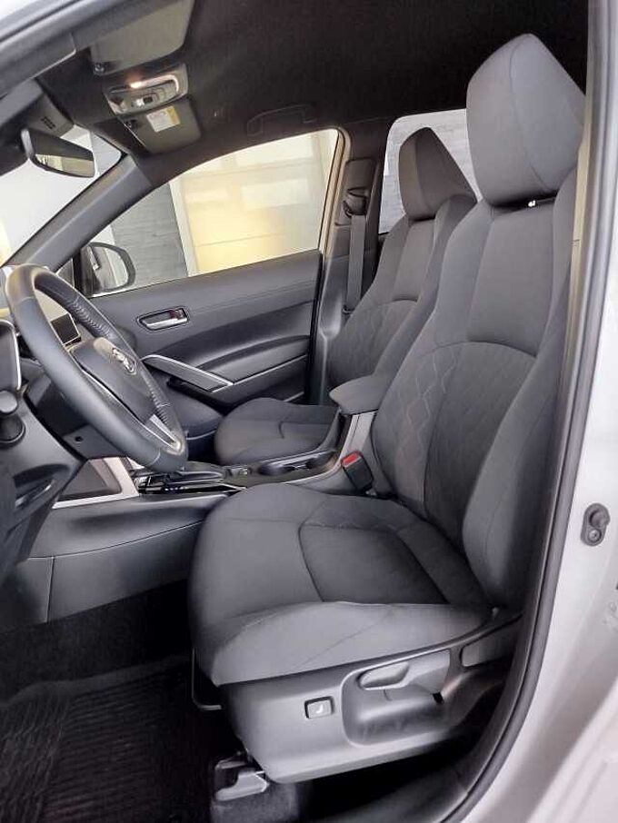 Toyota Corolla Cross Hybrid 2.0 Team-D AHK/KAM/SHZ