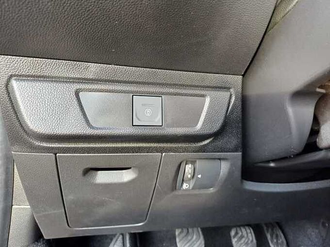 Dacia Jogger Extreme TCe110 AHK/SHZ/KAMERA/KLIMAAUTOM.