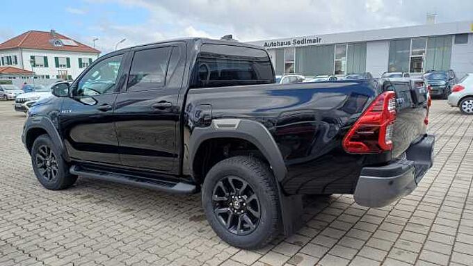 Toyota Hilux Invincible Double Cab 2.8 D-4D AUTOM./NAVI/KAMERA