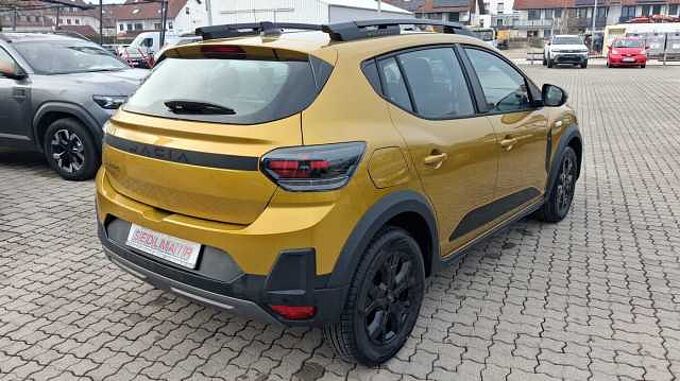 Dacia Sandero Stepway Extreme TCe 110 Winter-Technik-Drivingpaket