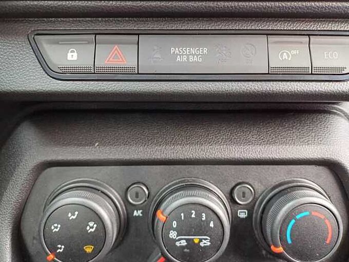 Dacia Sandero Stepway TCe 90 Expression *KLIMA/CARPLAY/PDC*