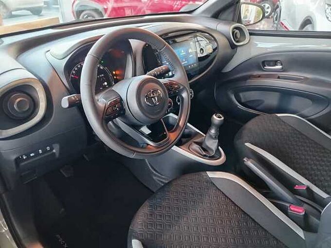 Toyota Aygo X Teamplayer *KAMERA/SHZ/CARPLAY*