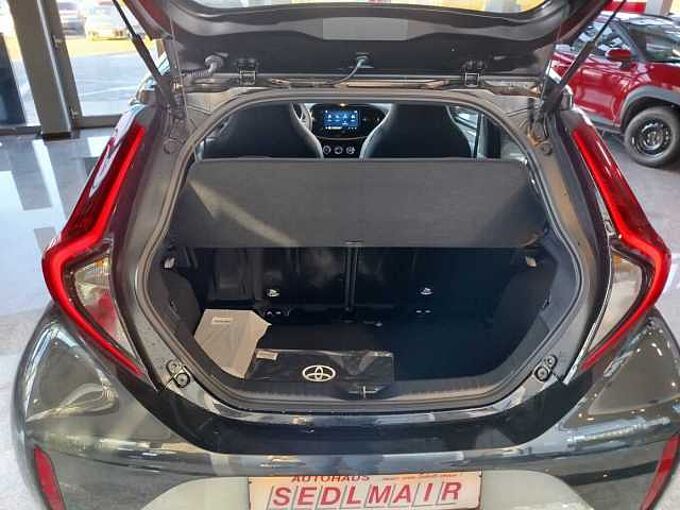 Toyota Aygo X Teamplayer *KAMERA/SHZ/CARPLAY*