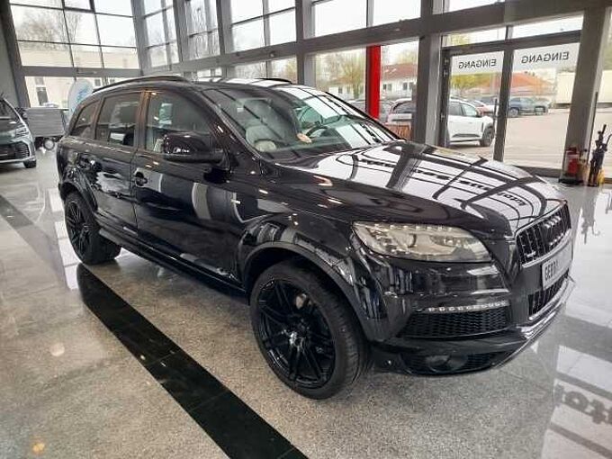Audi Q7 3.0 TDI quattro S-Line *MMI/BOSE/AHK/XENON*