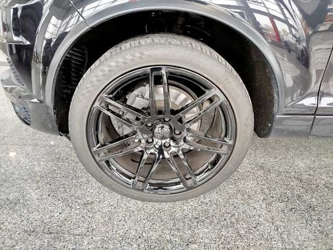 Audi Q7 3.0 TDI quattro S-Line *MMI/BOSE/AHK/XENON*