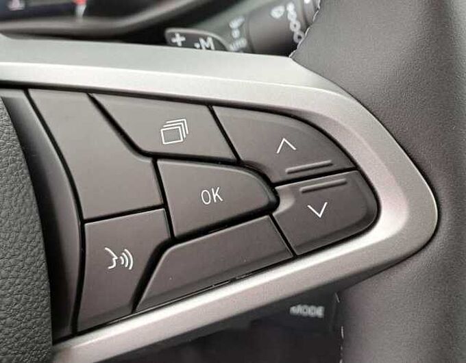 Dacia Sandero Stepway Extreme TCe120 Eco-G AutomatikWinter-Technik-Drivingpaket