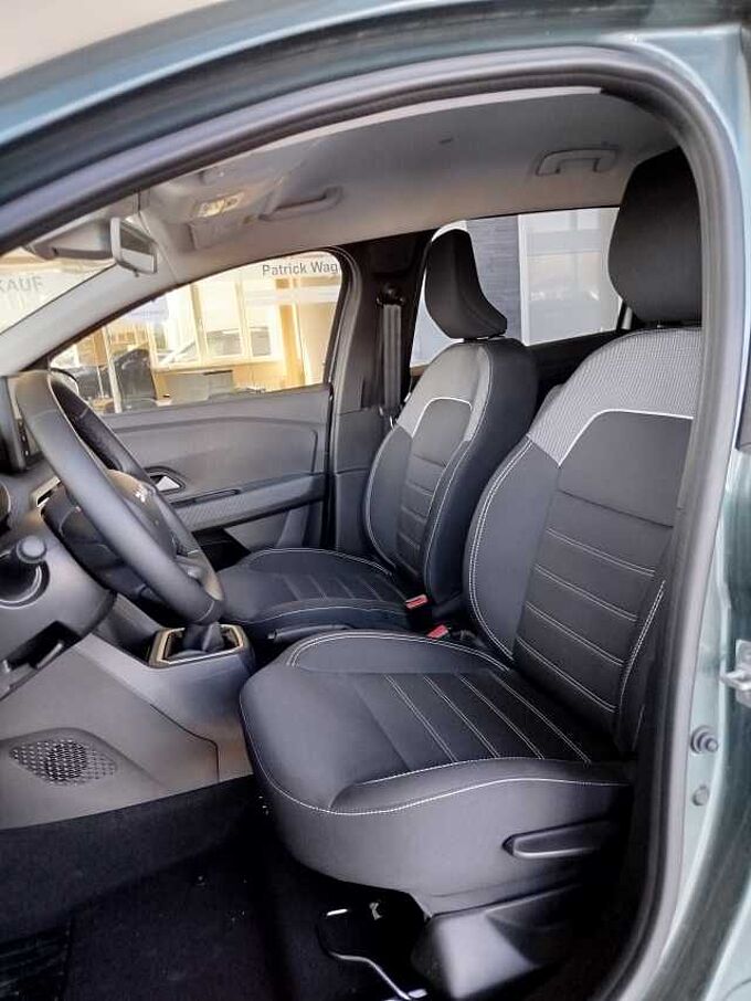 Dacia Jogger ECO-G 100 Expression SHZ/KAMERA/PDC