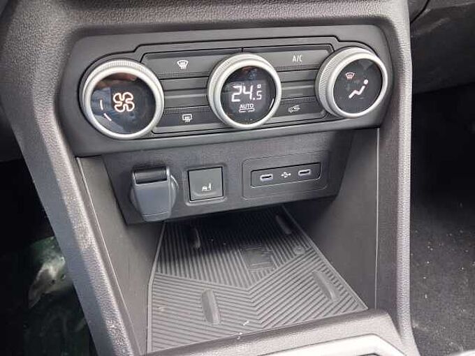 Dacia Sandero Stepway Extreme TCe110 WINTER/TECHNIK/DRIVING