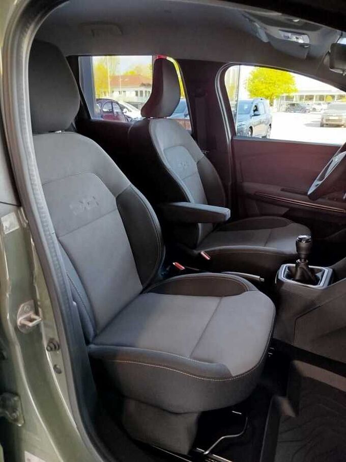 Dacia Jogger ECO-G 100 Extreme SHZ/NAVI/KAMERA