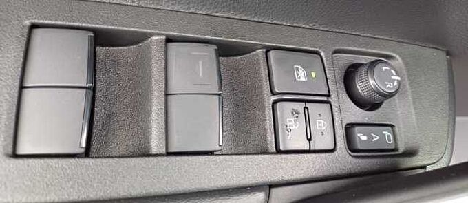 Toyota Corolla Cross 1.8 Hybrid Style, Alu, el. Heckklappe