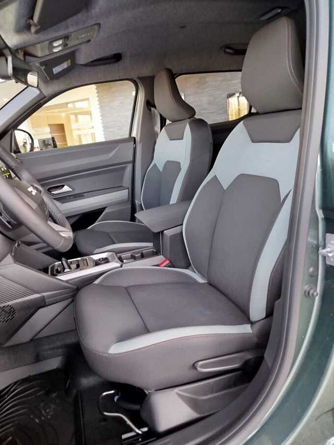 Dacia Duster Extreme Hybrid-G 150 4x4 AHK/WINTER+/CITY/TECHNIK
