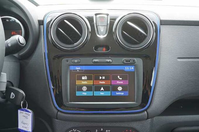 Dacia Lodgy Stepway TCe 130 7-Sitze, Navi, AHK, SHZ