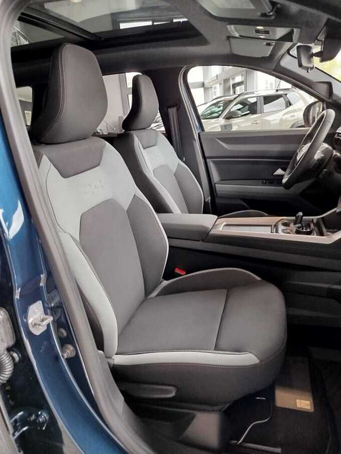 Dacia Bigster Hybrid-G 150 4x4 Extreme AHK/WINTER+/CITYPAKET/ELEKTR.HECKKL.