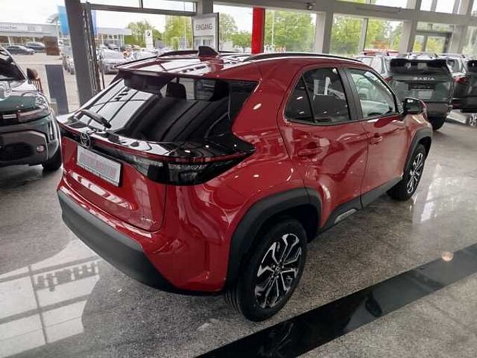 Toyota Yaris Cross Hybrid Style/Teamplayer *SHZ/LHZ/KAM*