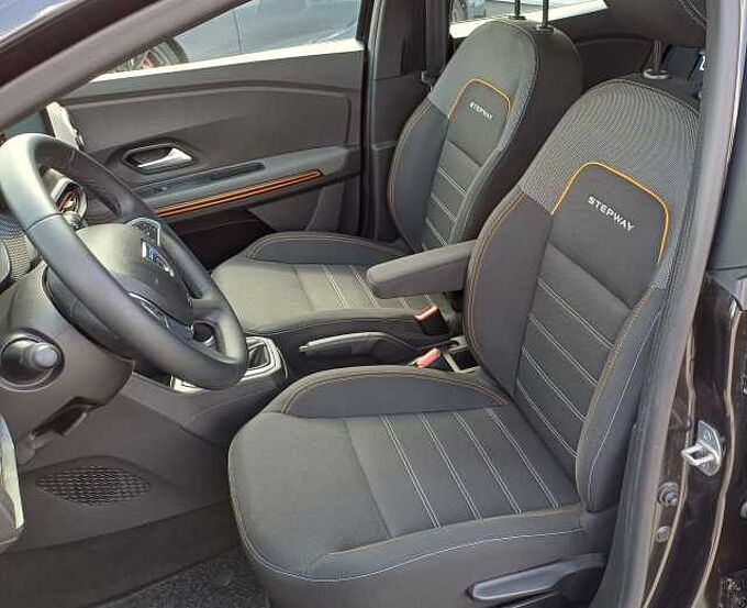 Dacia Sandero Comfort Stepway TCe 90 Autom.