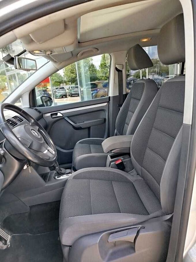 Volkswagen Touran 1.4 TSI DSG *KAMERA/PANORAMA*