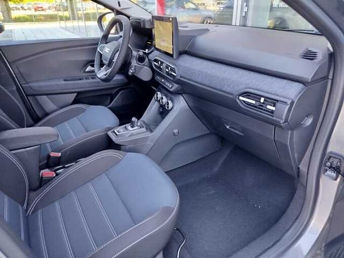 Dacia Jogger Journey 1.8 Hybrid 155 5-Sitzer VOLL!