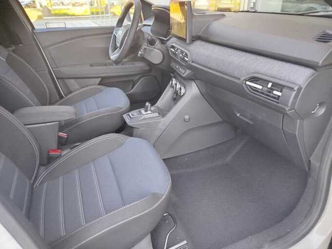 Dacia Jogger Journey 1.8 Hybrid 155 5-Sitzer AHK, VOLL!