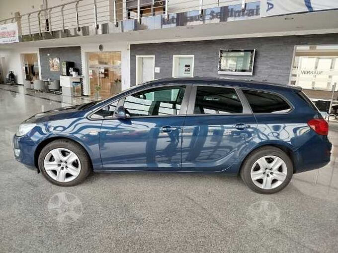 Opel Astra J Sports Tourer 1.7 CDTI 
