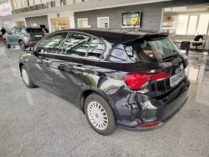 Fiat Tipo 1.4 T-Jet *KAMERA/KLIMAAUTOMATIK*