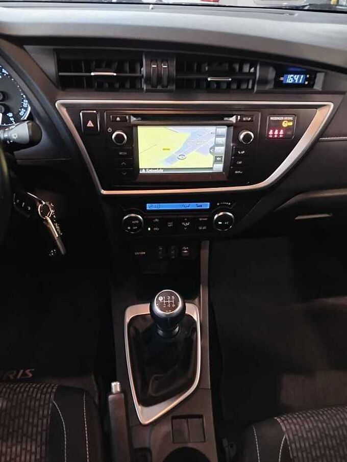 Toyota Auris Touring Sports 1.6 Edition/NAVI/SHZ/KAMERA
