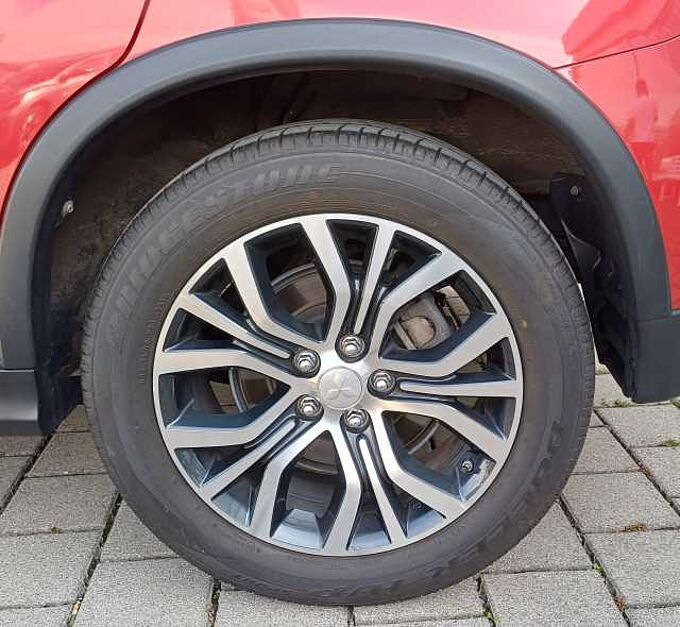 Mitsubishi ASX 4x4/Autom./AHK/ PDC vo.+ hi./Kamera