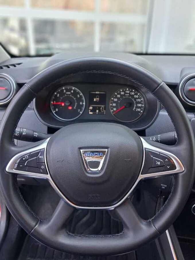 Dacia Duster 1.3 TCE 4x4, Techroad, Navi, AHK