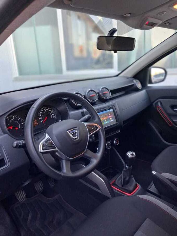 Dacia Duster 1.3 TCE 4x4, Techroad, Navi, AHK