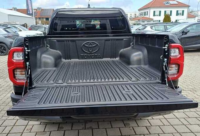 Toyota Hilux Invincible Double Cab 2.8 D-4D MildHybrid AUTOM./AHK/NAVI/KAMERA
