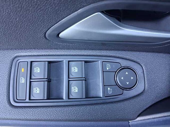 Dacia Duster Expression hybrid-G 150 4x4 *Winterpaket*