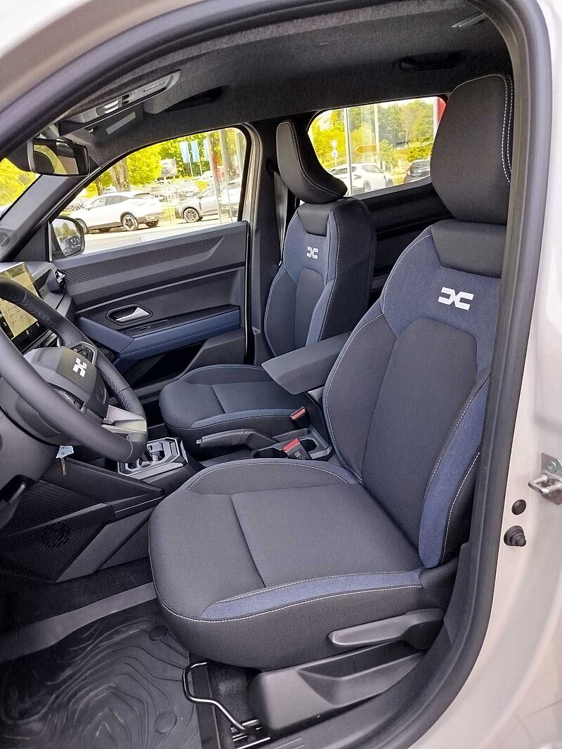 Dacia Duster Expression Hybrid 140 *SHZ/NAVI*