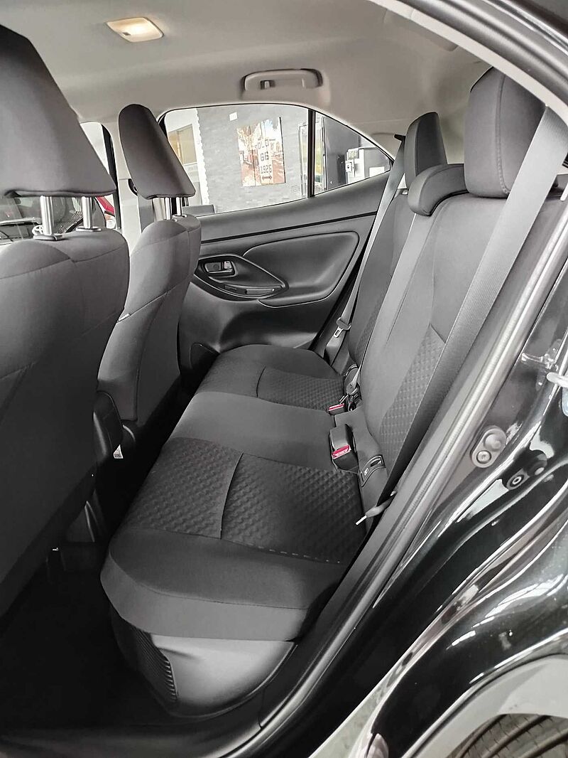 Toyota Yaris Cross Hybrid Active SHZ/LHZ/KAMERA/SOFORT!