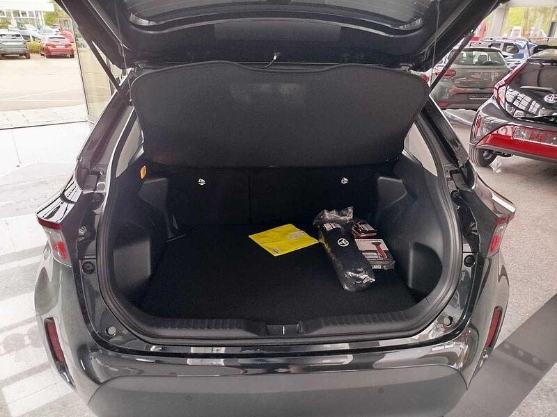 Toyota Yaris Cross Hybrid Active SHZ/LHZ/KAMERA/SOFORT!