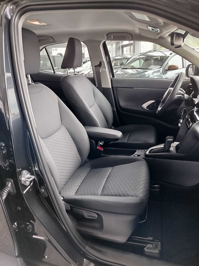 Toyota Yaris Cross Hybrid Active SHZ/LHZ/KAMERA/SOFORT!